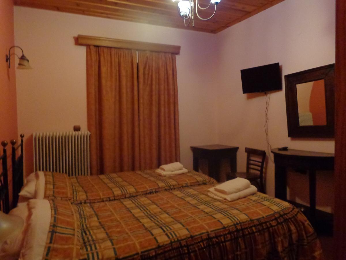 Alonaki Guesthouse Plátanos 外观 照片