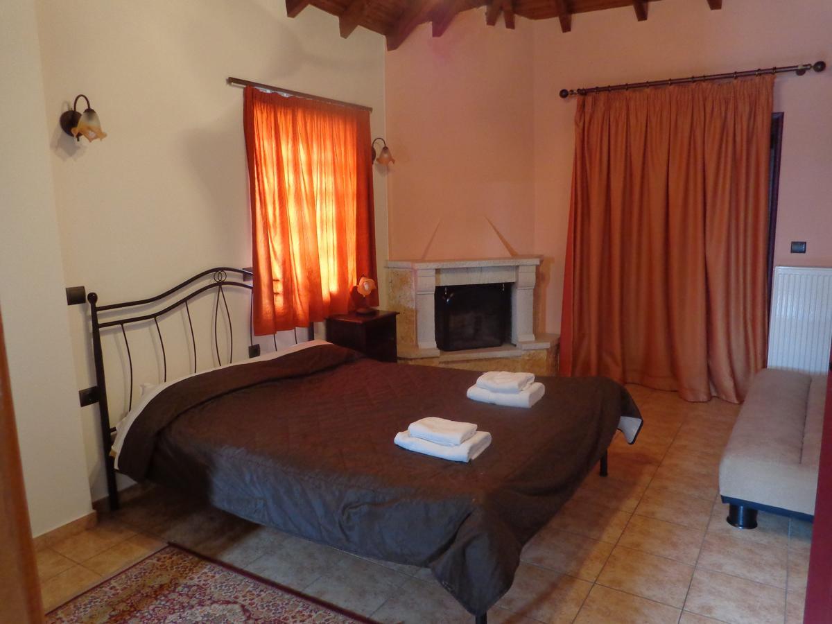 Alonaki Guesthouse Plátanos 外观 照片